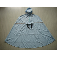 Yj-6017 Backpacking Nylon Poliéster impermeável Mens Hooded Poncho chuva para adultos